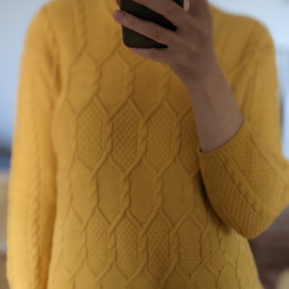 Vintage Cable Knit Sweater - Picture 2 of 4